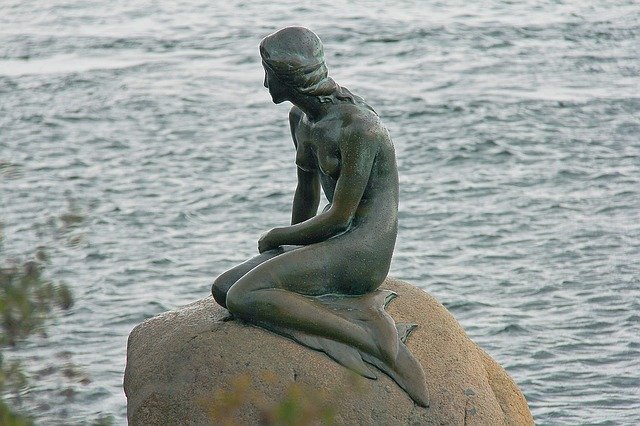 socha mořské víly